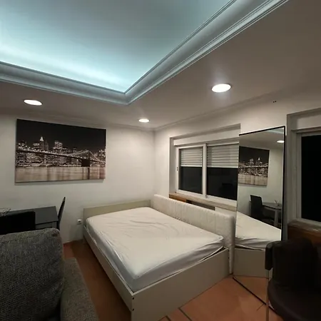 Apartamento Estudio Que Compoe Se Por Uma Peca Com Cozinha Integrada Um Banheiro