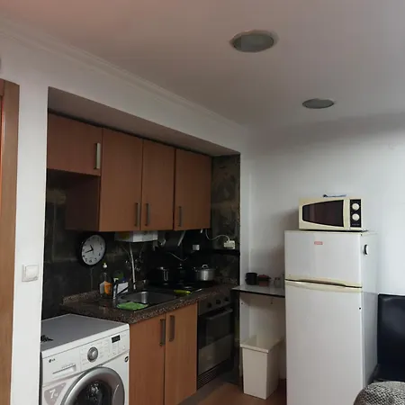 Apartamento Estudio Que Compoe Se Por Uma Peca Com Cozinha Integrada Um Banheiro *
